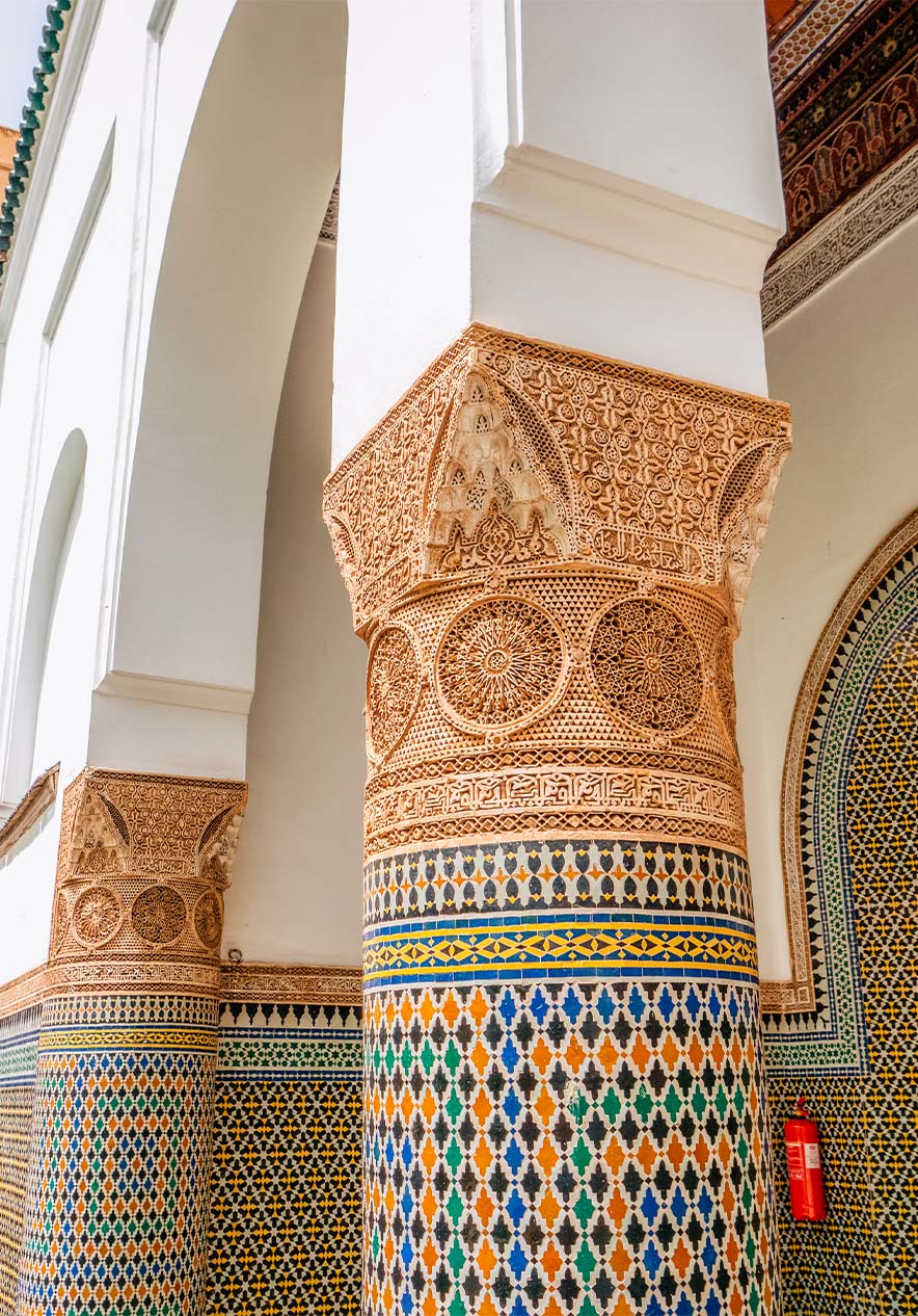 O Dar Bacha é um Palácio com arquitetura marroquina tradicional, decorado com estuques e mosaicos numa combinação harmoniosa