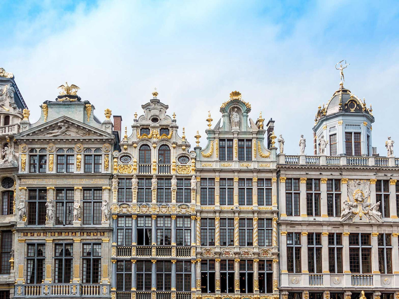 Fique num Hotel em Bruxelas, na Bélgica, perto do centro da cidade e observe os seus edifícios históricos