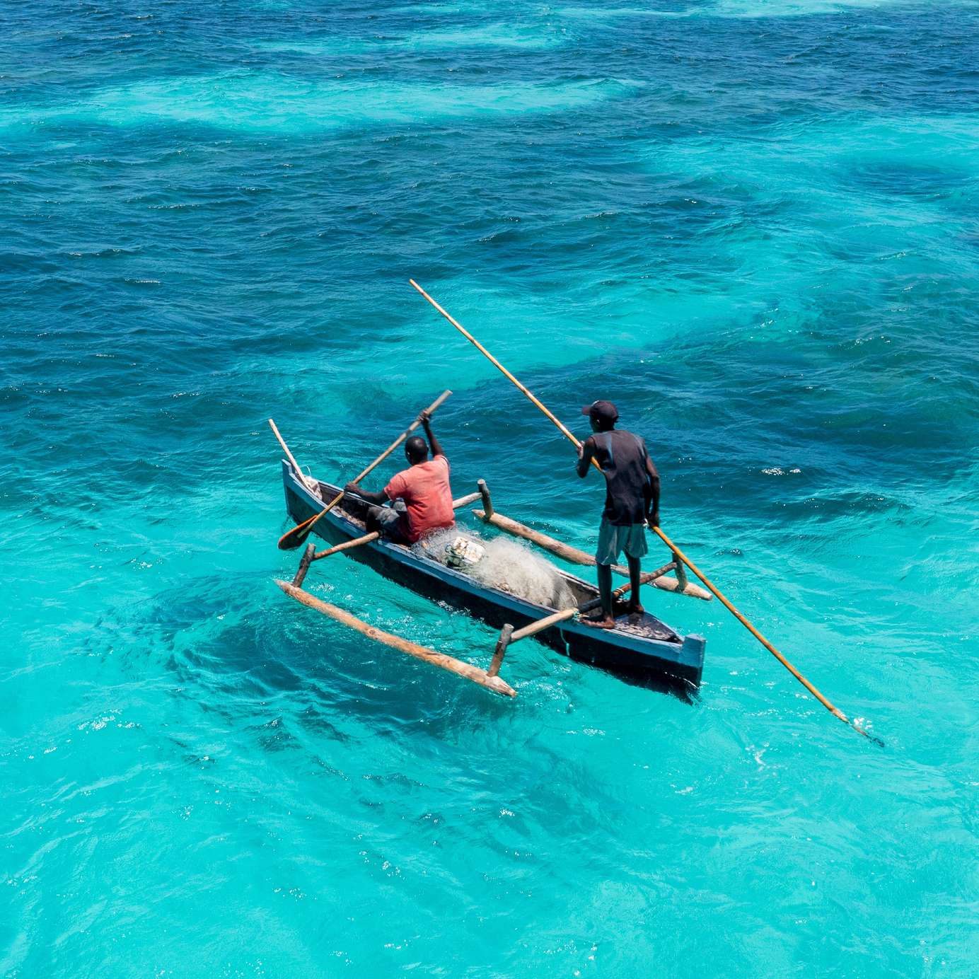 Übernachten Sie im Pestana-Hotel und erkunden Sie die Insel Inhaca, mit kristallklarem Wasser und typischen regionalen Booten