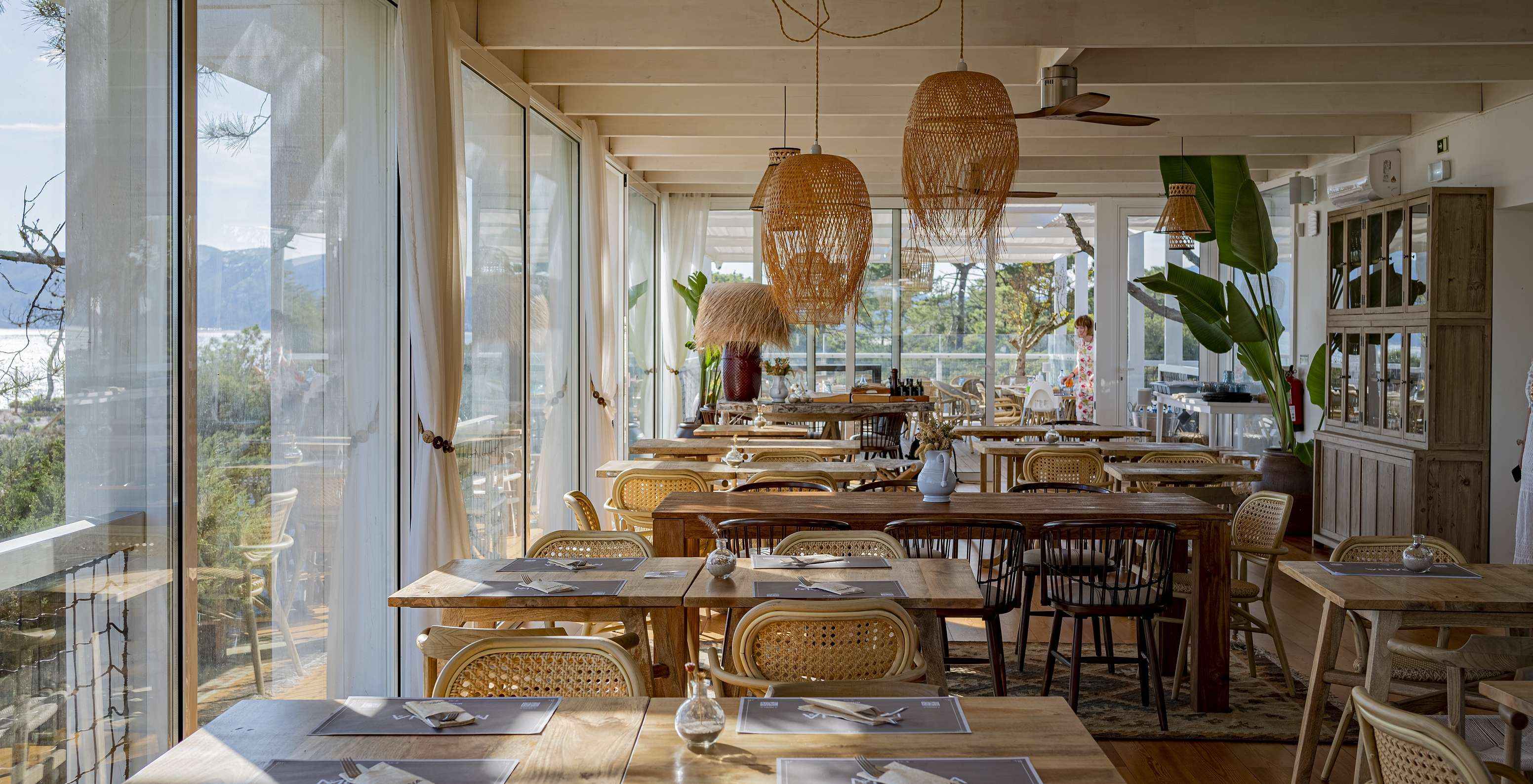 The Moana Beach Club restaurant at the Eco Resort 10 Minutes from Praia da Comporta has a well-decorated and bright space