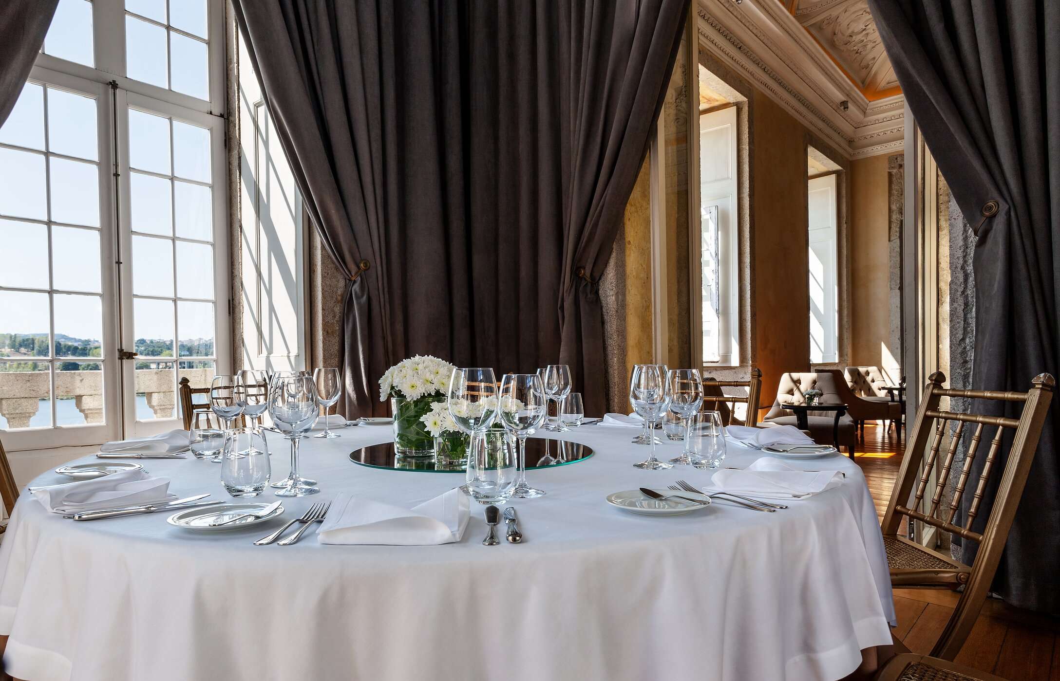 Découvrez les espaces pour mariages et événements chez Pestana Hotel Group, et organisez vos événements spéciaux avec nous