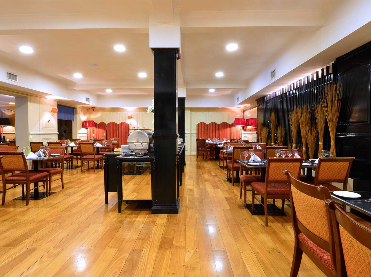 Das Restaurant Il Moro im Hotel in Buenos Aires bietet eine Vielzahl köstlicher und raffinierter Gerichte