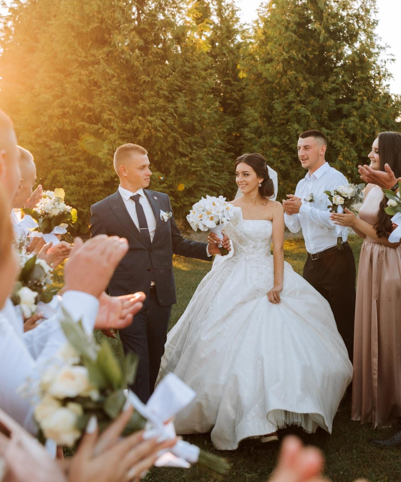 Im Pestana Hotel Group feiern wir alle Arten von besonderen Anlässen mit Ihnen, wie Hochzeiten