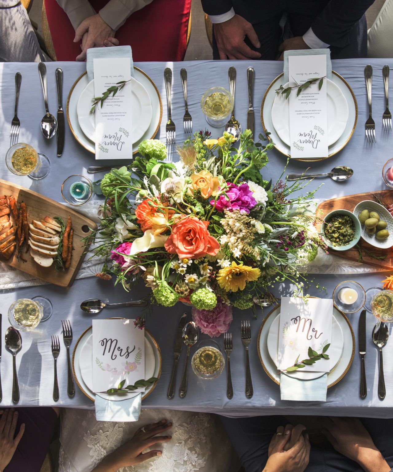 Für Ihren besonderen Anlass bieten wir verschiedene Menüoptionen, die nach Ihrem Geschmack personalisiert werden