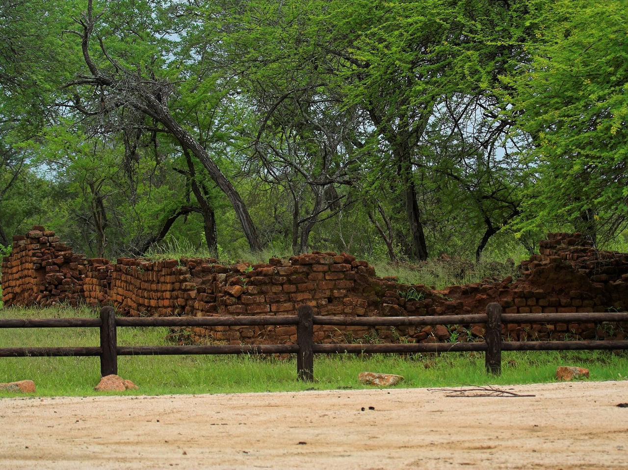 As ruínas de Thulamela fazem parte do património do Parque Nacional Kruger, testemunho de civilizações antigas