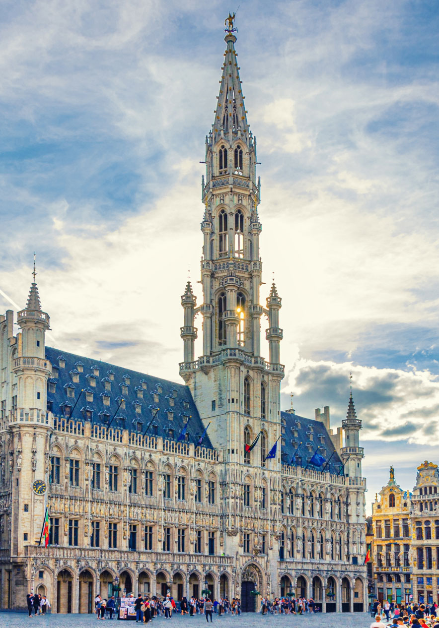 Visit the Grand Palace and stay at Pestana Brussels Schuman, hotel in Brussels near the European Parliament