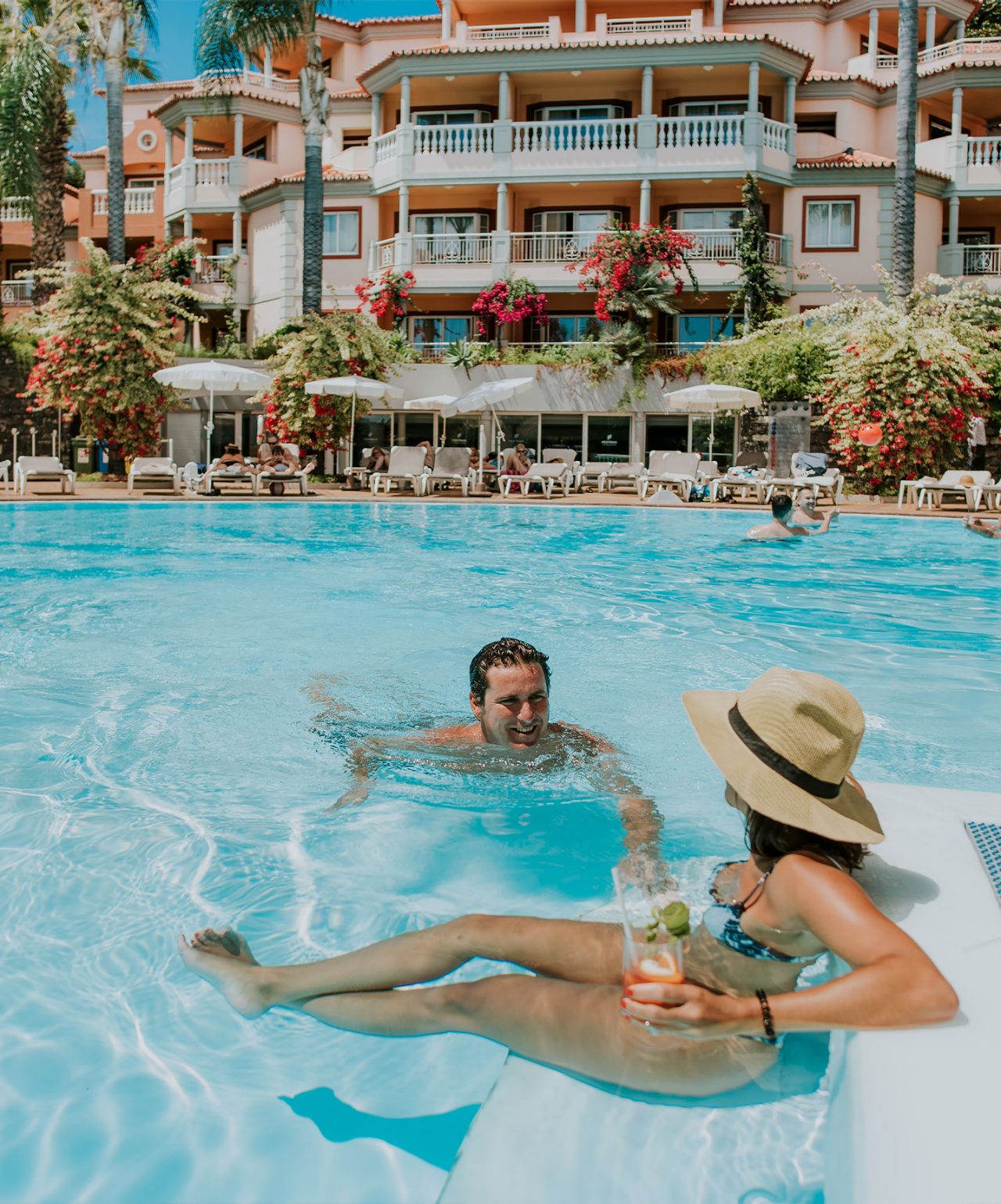 The globalization of Pestana Hotels & Resorts to hotels like Pestana Miramar, with an outdoor pool